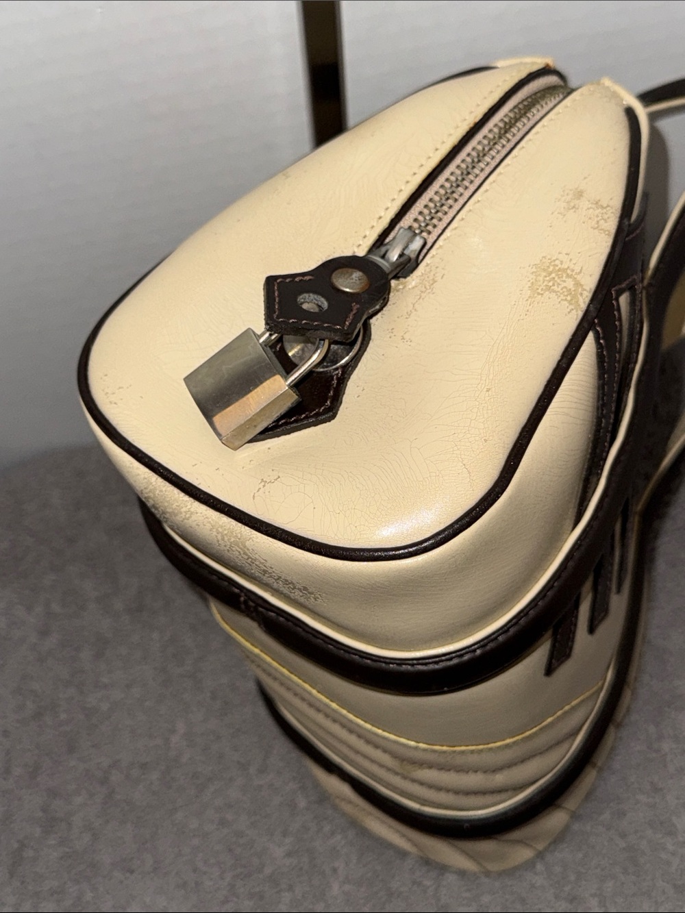 Etro Cream and Dark Brown Leather Bowling Satchel - Picture 4 of 12